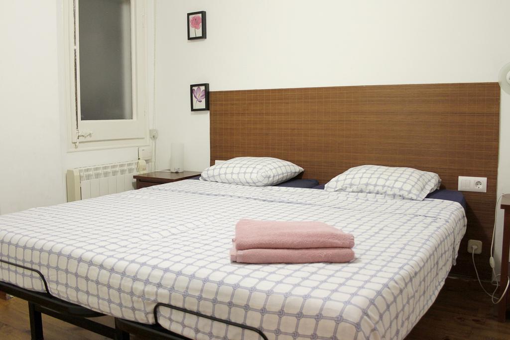 Quiet Apartment! Sagrada Familia! Appartement Barcelone
